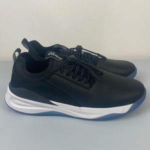 Clove Classic Core Night Shift Shoes Women’s Sz 7.5 Nursing Sneakers Black White